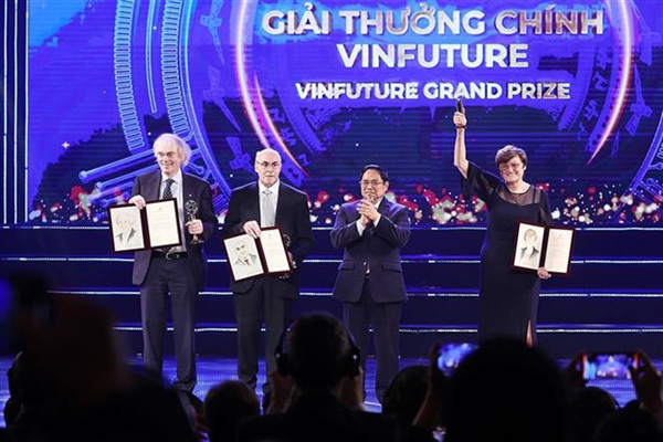 VinFuture Prize honours mRNA vaccine researchers