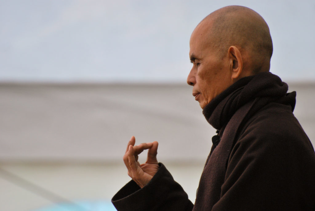Thiền sư Thích Nhất Hạnh trong mắt báo chí thế giới