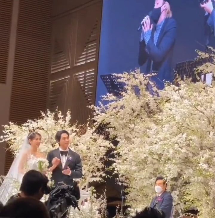 Park Shin Hye khóc trong đám cưới hứa bên Choi Tae Joon mãi mãi