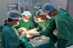 Vietnam first conducts kidney transplant across blood groups