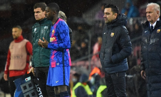 Barca thiệt đơn thiệt kép, vẫn quyết 'xử' Dembele