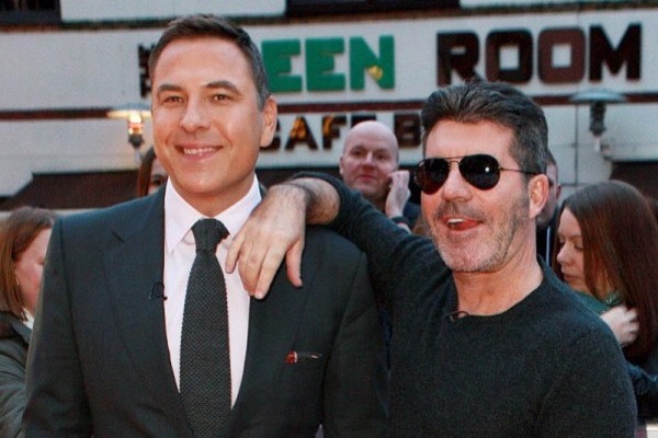 Simon Cowell nổi giận với trò đùa thô lỗ của David Walliams