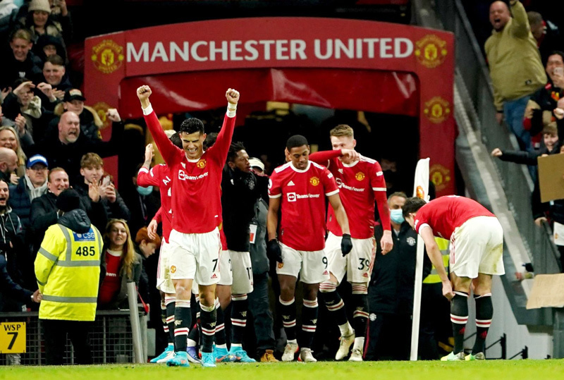 Ronaldo thay đổi giúp MU thắng nghẹt thở