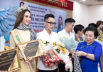 Thùy Tiên tặng trang phục thi quốc tế cho Bảo tàng Phụ nữ Nam Bộ