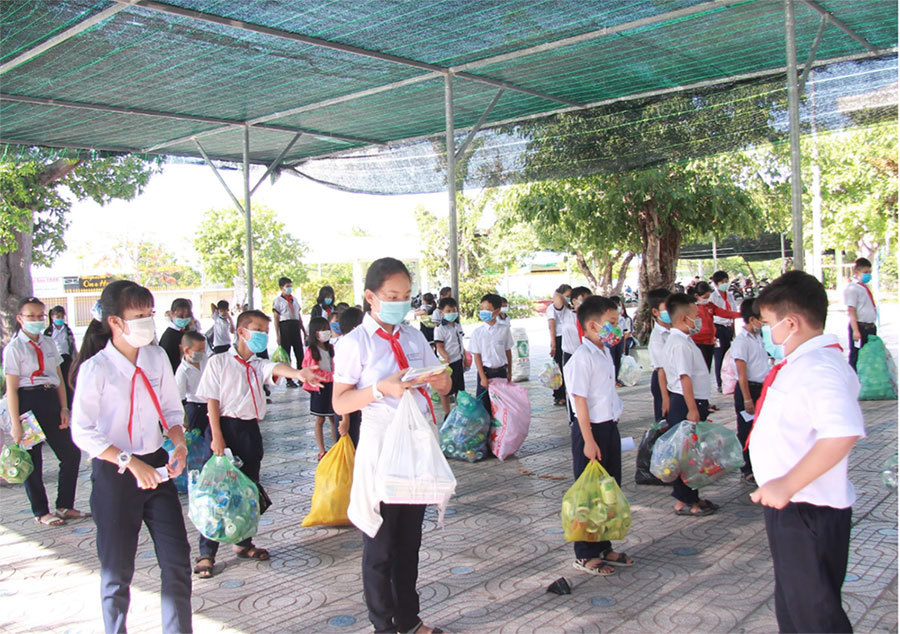 Biến rác thải thành tài nguyên: Thoát mối nguy, sống bền vững