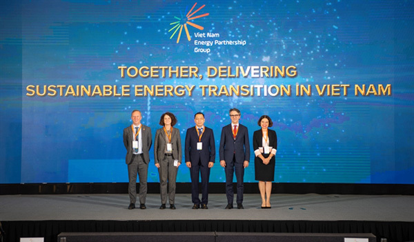 Vietnam and partners develop sustainable energy transition in Vietnam