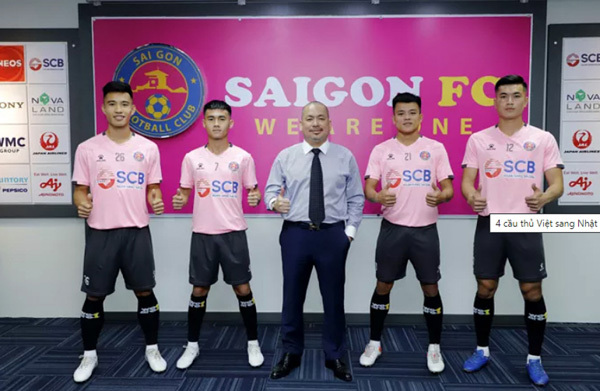 Four Vietnamese footballers to play in Japan