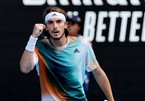 Australian Open: Tsitsipas hẹn Medvedev ở bán kết