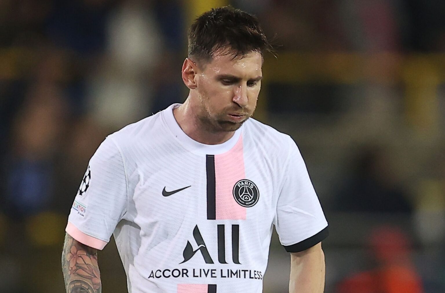 Messi ở lại PSG để giành cả Cúp C1 lẫn World Cup