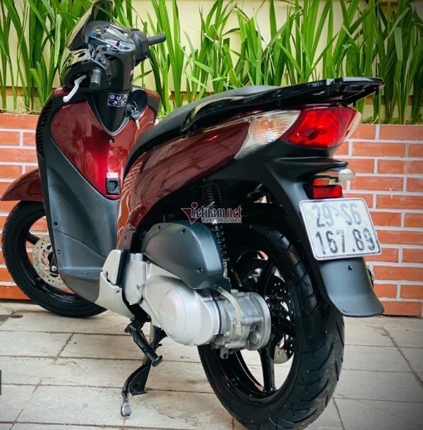 Loạt xe Honda SH biển VIP giá đắt đỏ gây sốt trong năm 2021