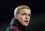 Huyền thoại Arsenal nhờ ‘giải cứu’ con rể Van de Beek khỏi MU