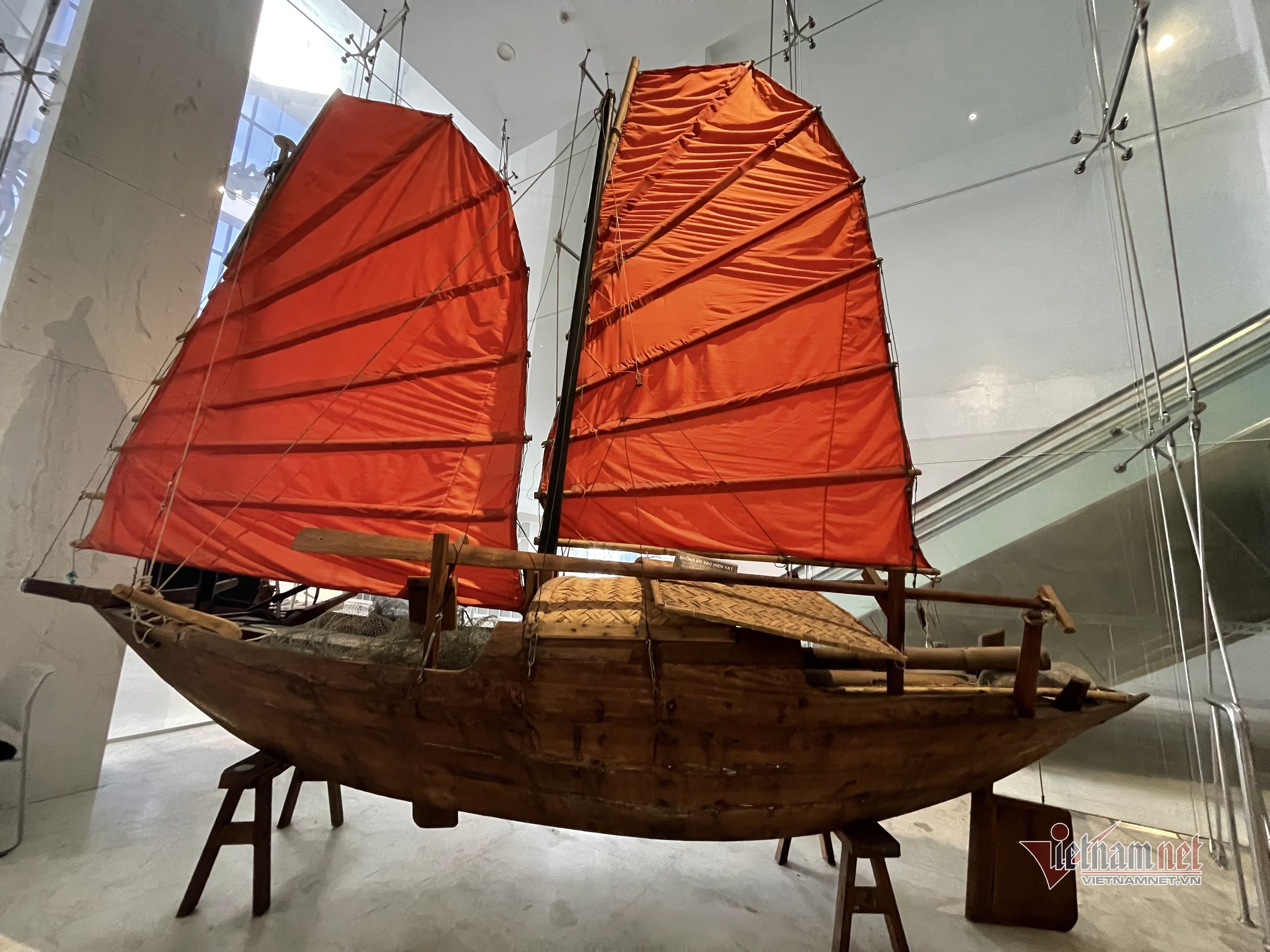 Người giữ 'bí kíp' làm thuyền buồm đi ngược gió ở làng nghề hơn 600 tuổi