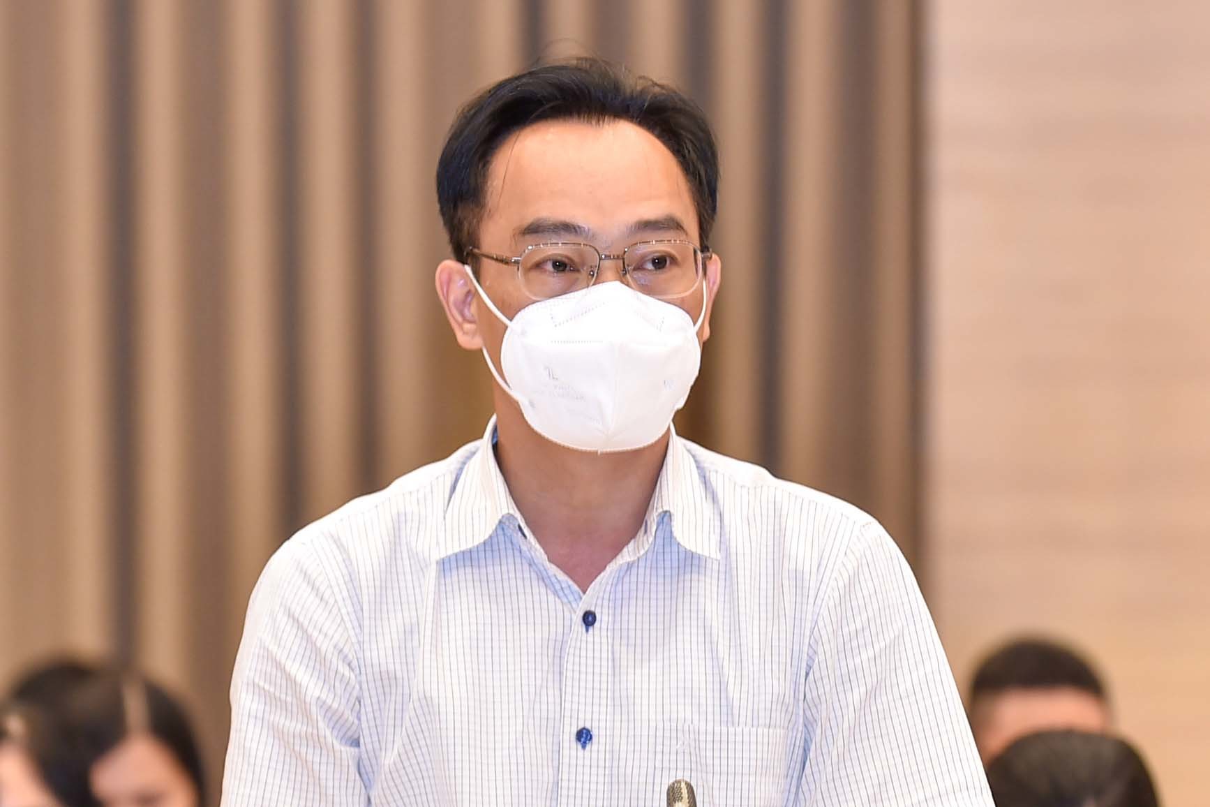 Thứ trưởng Bộ Giáo dục nói về việc cho học sinh tiểu học đến trường