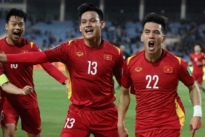 Tuyển Việt Nam thắng to Trung Quốc: Vui hơn cả Tết