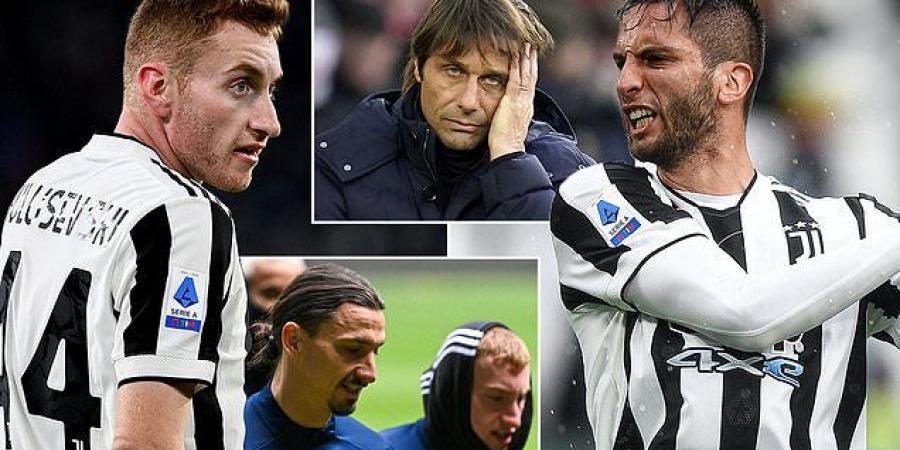 MU gạt yêu cầu Rangnick, Conte tức giận Tottenham