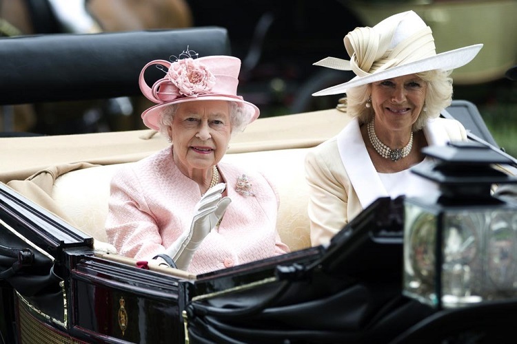 Nữ hoàng Anh muốn bà Camilla sẽ trở thành hoàng hậu