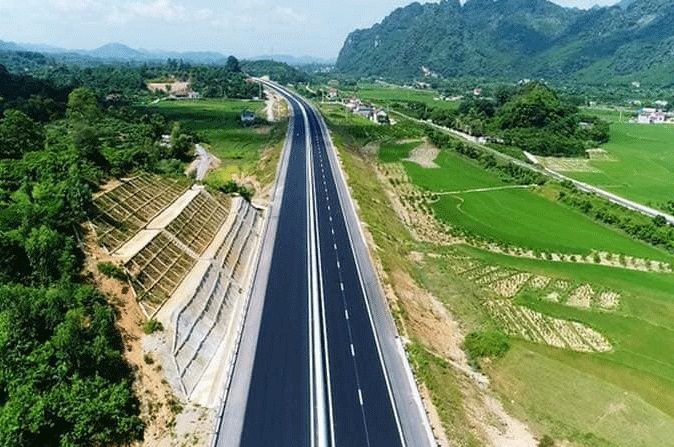 More capital needed to build 5,000km of expressway in Vietnam