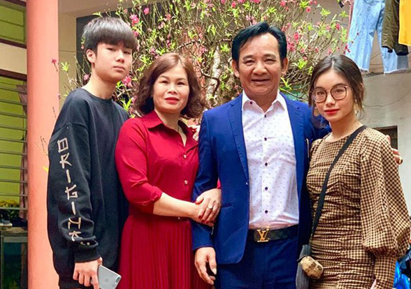 Quang Tèo: 'Giữa đêm bầu show ôm hòm tiền bỏ trốn, nghệ sĩ chúng tôi bơ vơ'