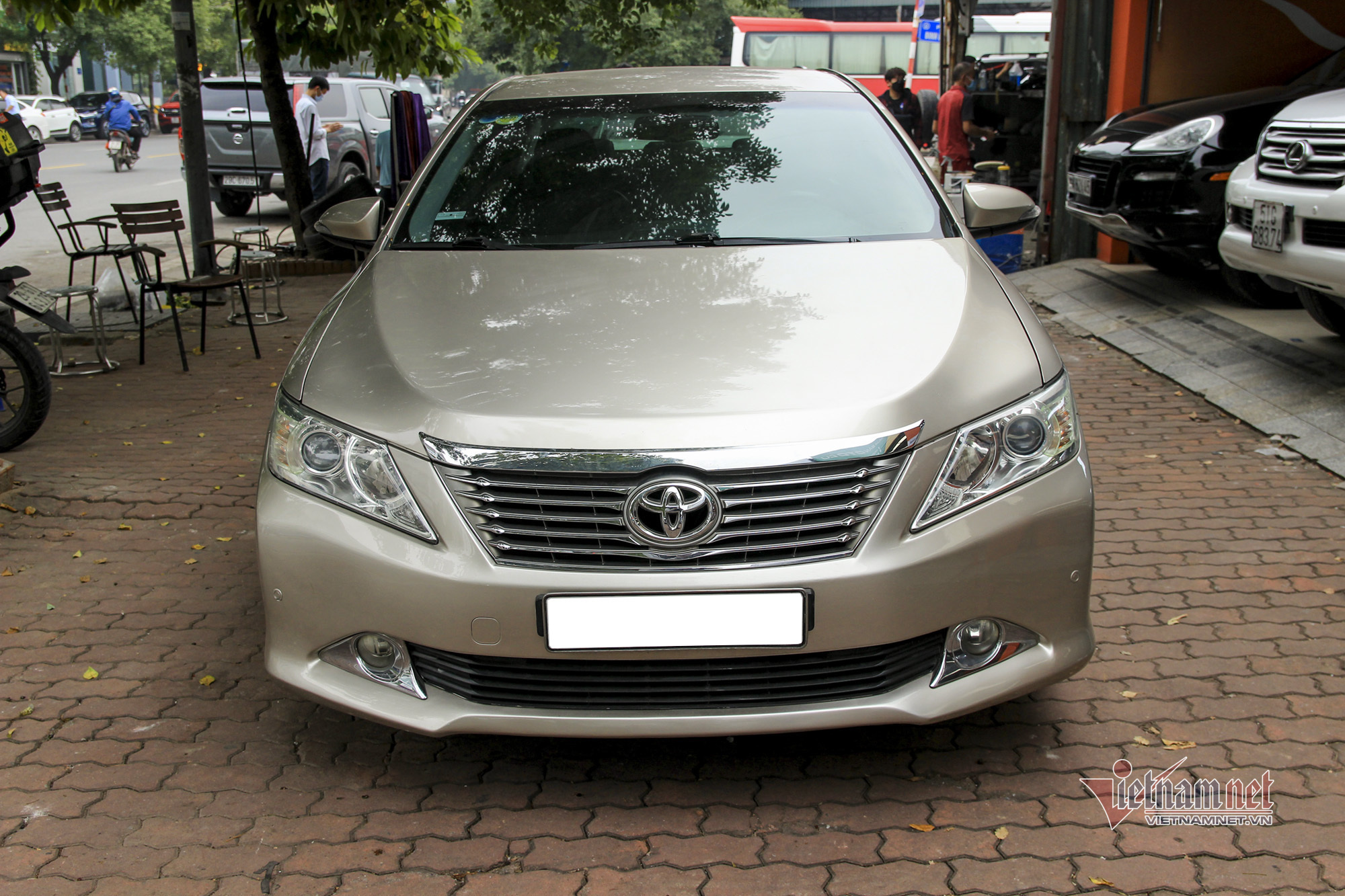 Toyota Camry 20E 2013  Trang 7