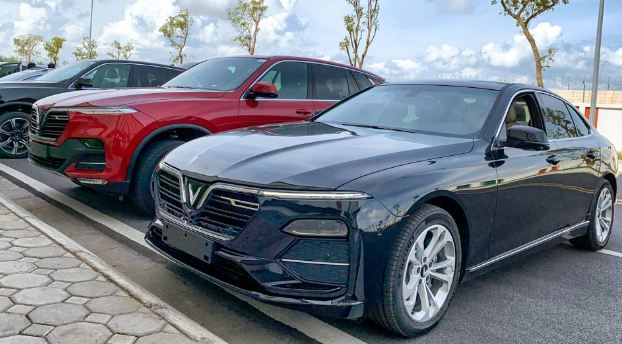 Giá xe sau Tết: Ford Explorer chênh 300 triệu, Honda CR-V giảm gần 100 triệu đồng