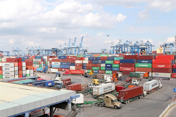 VN seaport enterprises set for promising year in 2022