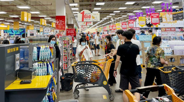 VAT drop can have 'dual effect' to stimulate VN's economic growth and curb inflation