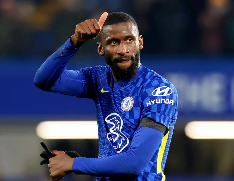 Chelsea tung chiêu cuối giữ chân Rudiger