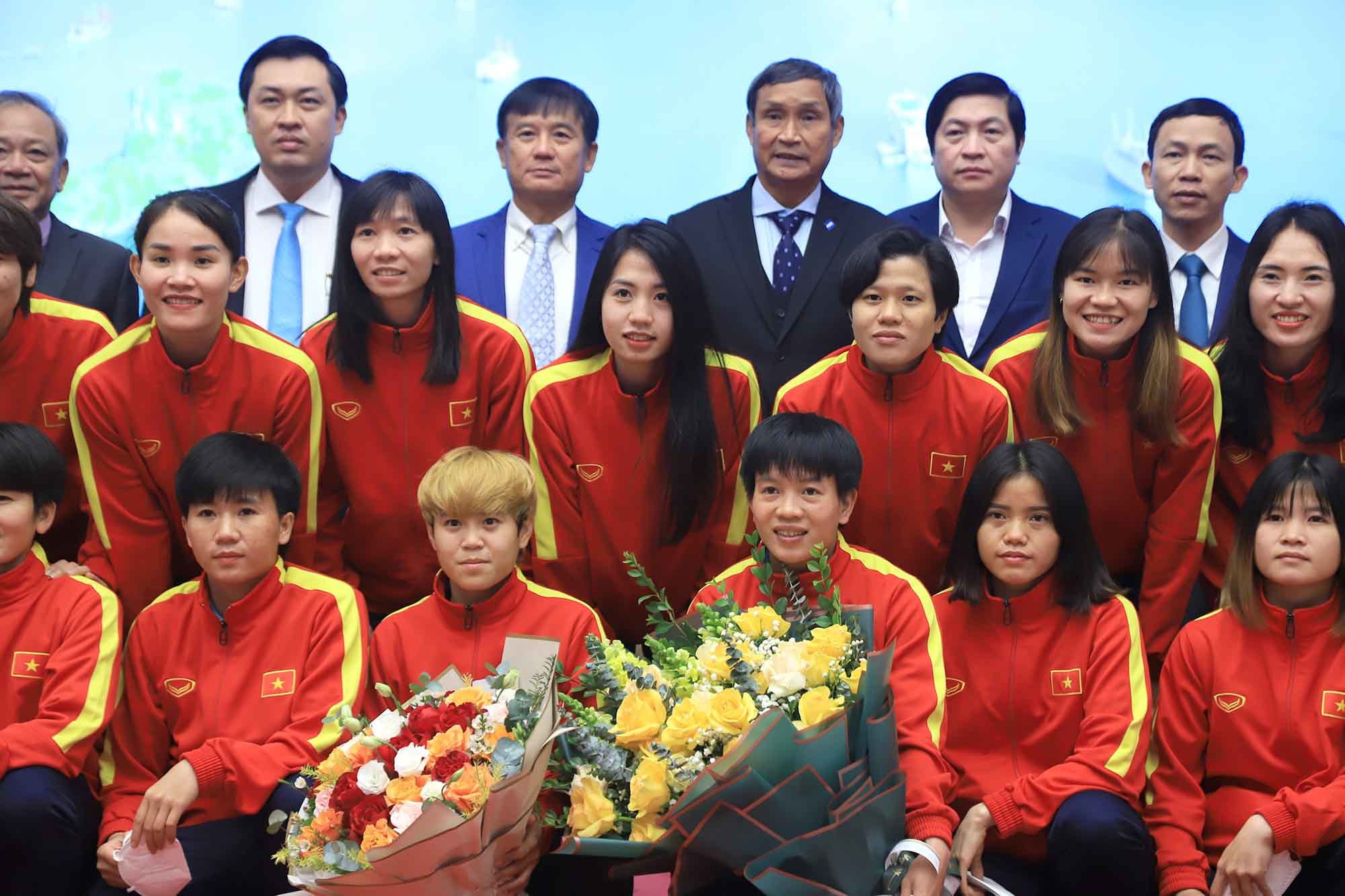 Hành trình tuyển nữ Việt Nam vào đến World Cup ly kỳ hơn phim Hollywood