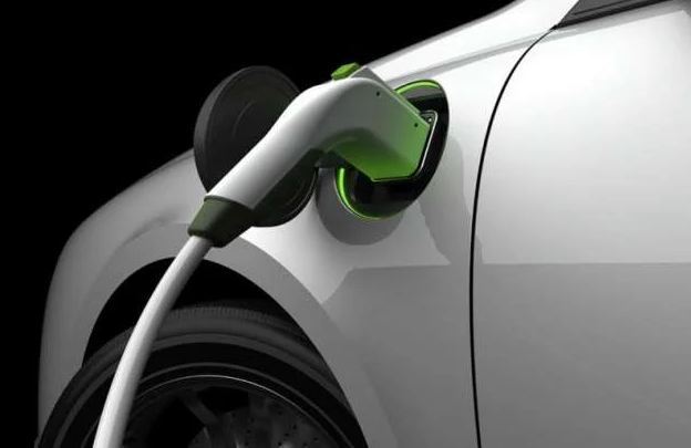 Đăng ký ô tô điện ở Malaysia bị trì hoãn do thuế đường bộ