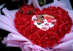 Valentine cận kề, hoa hồng tăng giá gấp 3-4 lần, thay đổi từng ngày