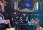 Bắt nhân viên và khách hát mở tiệc ma túy tại quán karaoke Gold ở Lạng Sơn