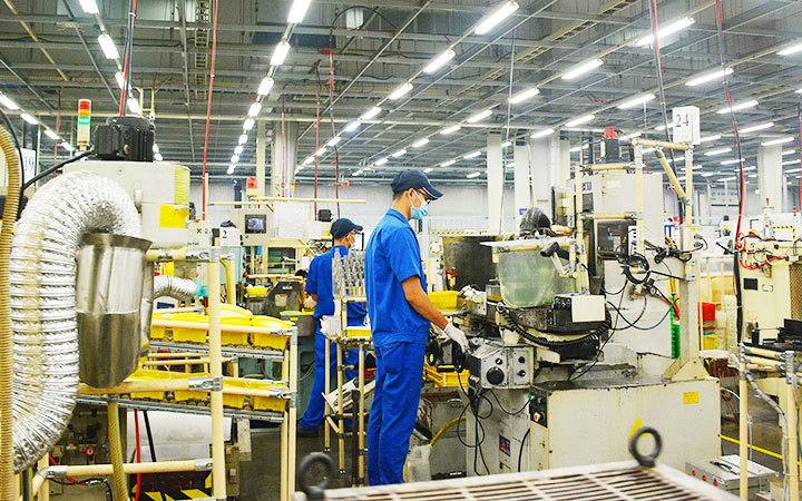 Almost all manufacturing, trading activities in HCMC resume