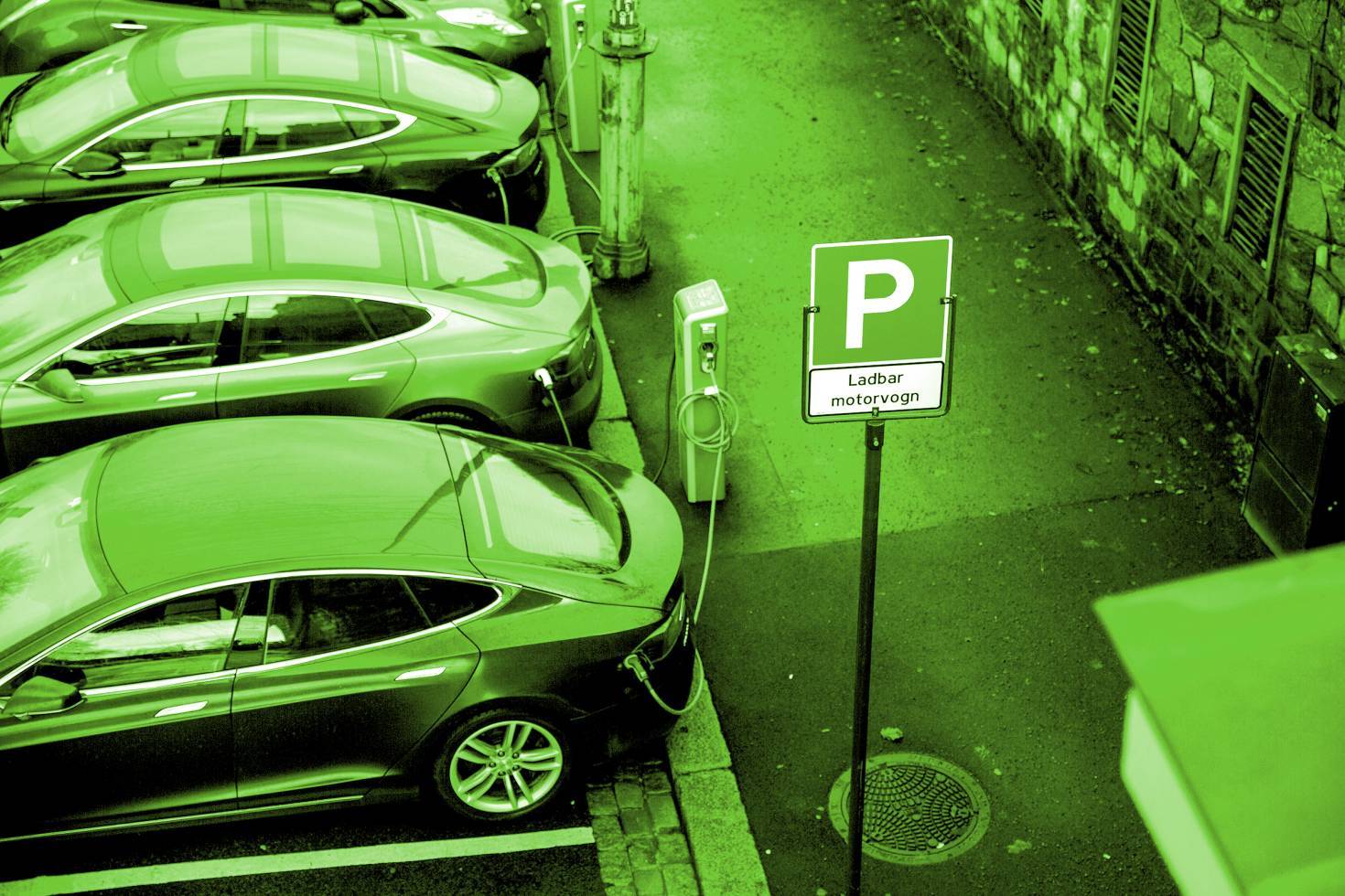 Xe điện át xe xăng, bài học ấn tượng Bắc Âu