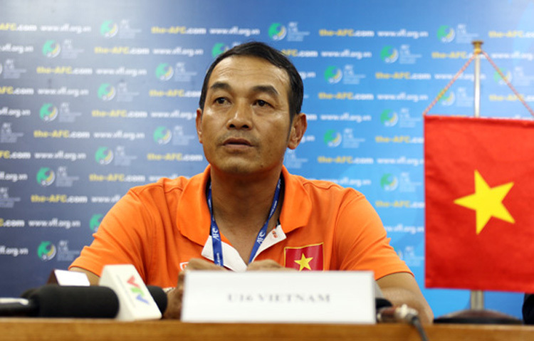 HLV Đinh Thế Nam: U23 Việt Nam may mắn thắng Thái Lan