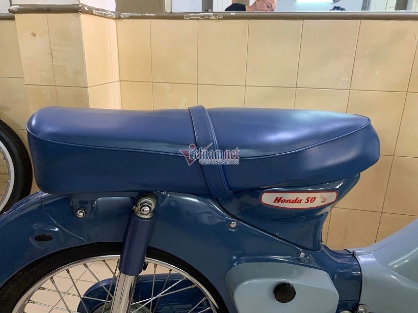 Hàng hiếm Honda Cub C100 đời 1960 chưa đổ xăng giá 600 triệu đồng