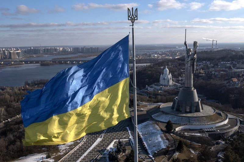 Hoạt động quân sự của Nga đối với Ukraine và cuộc họp khẩn của OSCE: Cuộc họp khẩn của Tổ chức An ninh và Hợp tác châu Âu (OSCE) đã diễn ra để đối phó với hoạt động quân sự của Nga đối với Ukraine. Tuy nhiên, các nỗ lực đang được tiếp tục để giải quyết vấn đề và đảm bảo sự ổn định trong khu vực. Hãy xem hình ảnh liên quan để tìm hiểu thêm về tình hình hiện tại.