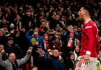 MU trở lại top 4 Premier League: Cơn giận của Ronaldo