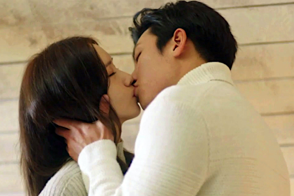 Cảnh hôn đắm đuối nhất phim Hàn