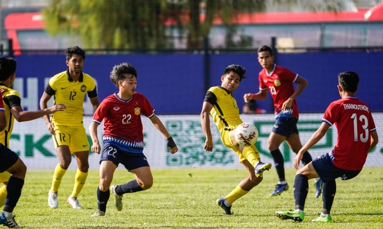 U23 Lào gây địa chấn khi quật ngã U23 Malaysia