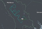 Máy bay viết thông điệp gây chú ý trên vùng trời gần Ukraina