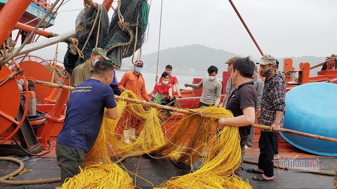 Trúng đậm đầu năm, thu hàng trăm tỷ dân vẫn hốt hoảng lo sợ