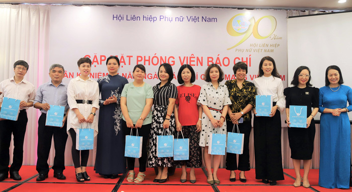 Mong rằng báo chí sẽ tiếp tục quan tâm, đồng hành cùng phong trào phụ nữ