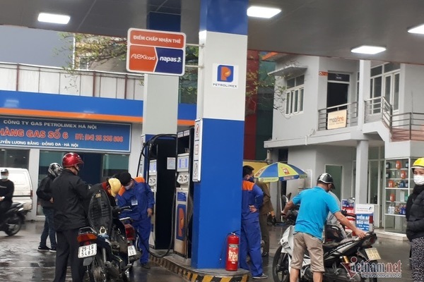 Bộ Tài chính trả lời cử tri Hà Nội về giá xăng dầu