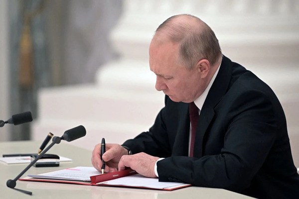 Nga công nhận độc lập của hai vùng ly khai ở Ukraina