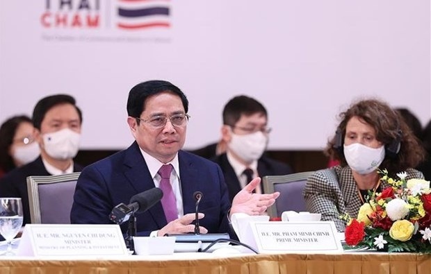 PM attends Vietnam Business Forum's high-level session