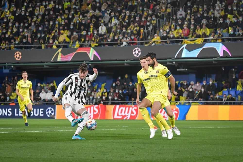 Juventus đánh rơi chiến thắng trên sân Villarreal