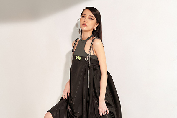 Bích Phương ở tuổi 33: 'Khi còn trẻ, tôi yêu hời hợt, sống ba phải'