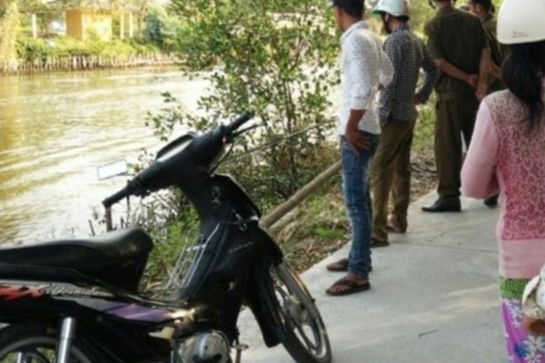 Nhậu say té xuống kênh, người đàn ông miền Tây báo công an bị cướp