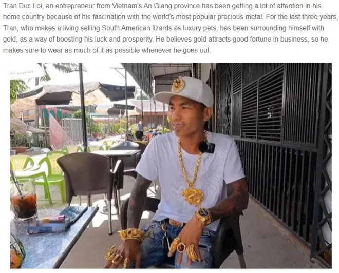 Foreign news site writes about An Giang man who loves to wear gold jewelry