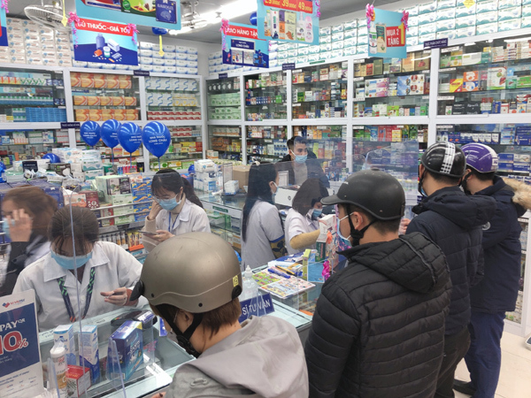 FPT Long Châu mở bán thuốc Molnupiravir do Việt Nam sản xuất